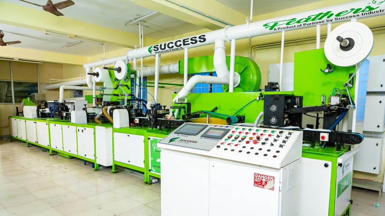 Fully Automatic Sanitary Pads Manufacturing Machine